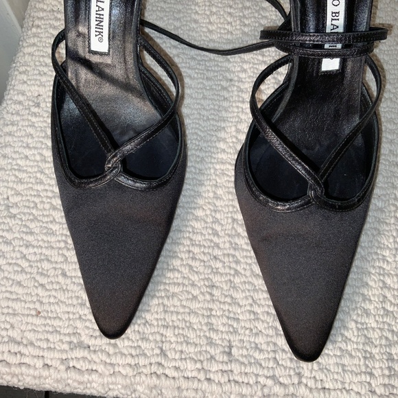 Manolo Blahnik Black Satin and Leather Pumps - Picture 2 of 4